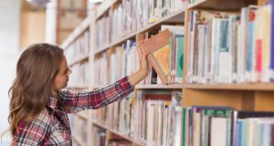 Teden splošnih knjižnic 2025: Knjižnice kot živi prostori povezovanja, učenja in ustvarjalnosti