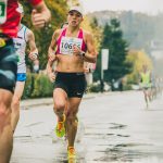 Tekmovalka na Ljubljanskem maratonu.